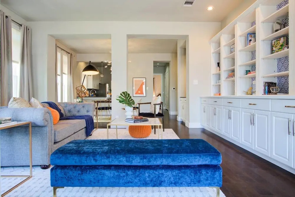 Massive 14 Bed/3.5ba Downtown Home by Domio