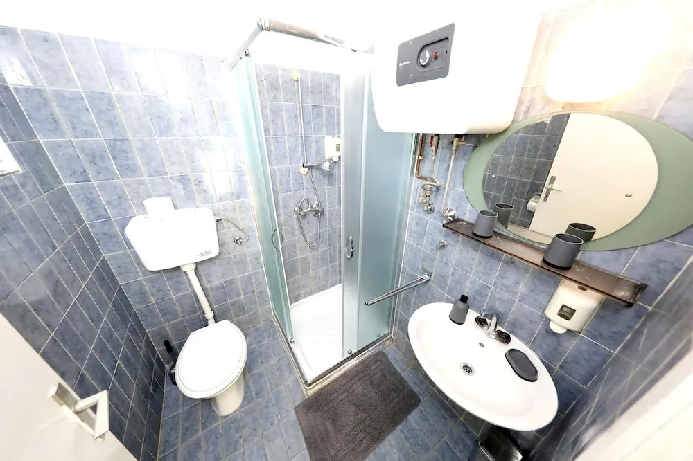 Apartment With 2 Bedrooms in Starigrad, With Wonderful sea View, Enclosed Garden and Wifi - 100 m From the Beach