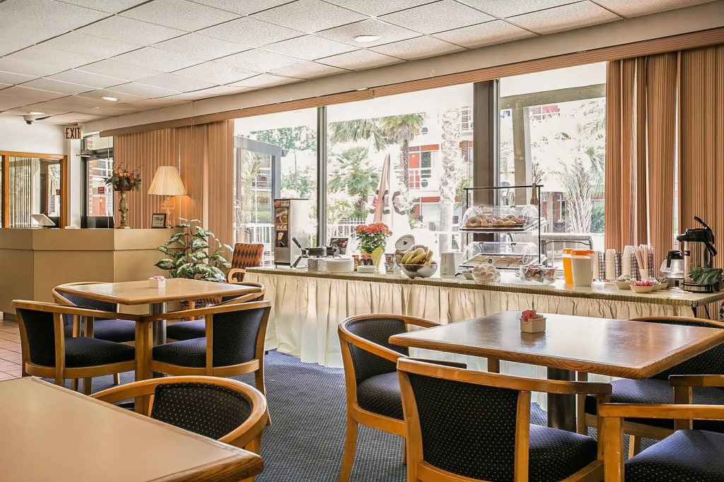OYO Hotel Sumter SC Downtown