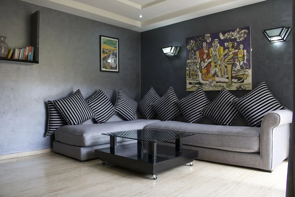 OY Apartment