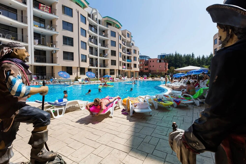 Two Bedroom Apartment with Kitchen & Balcony
