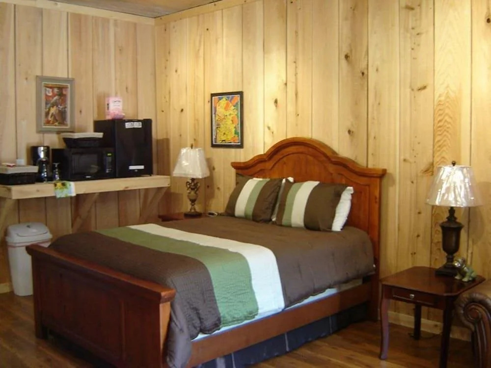 Bluestown Inn