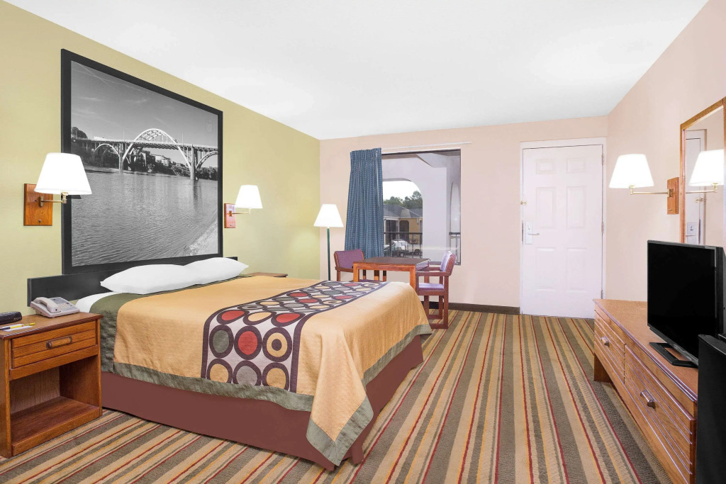 Super 8 by Wyndham Eufaula