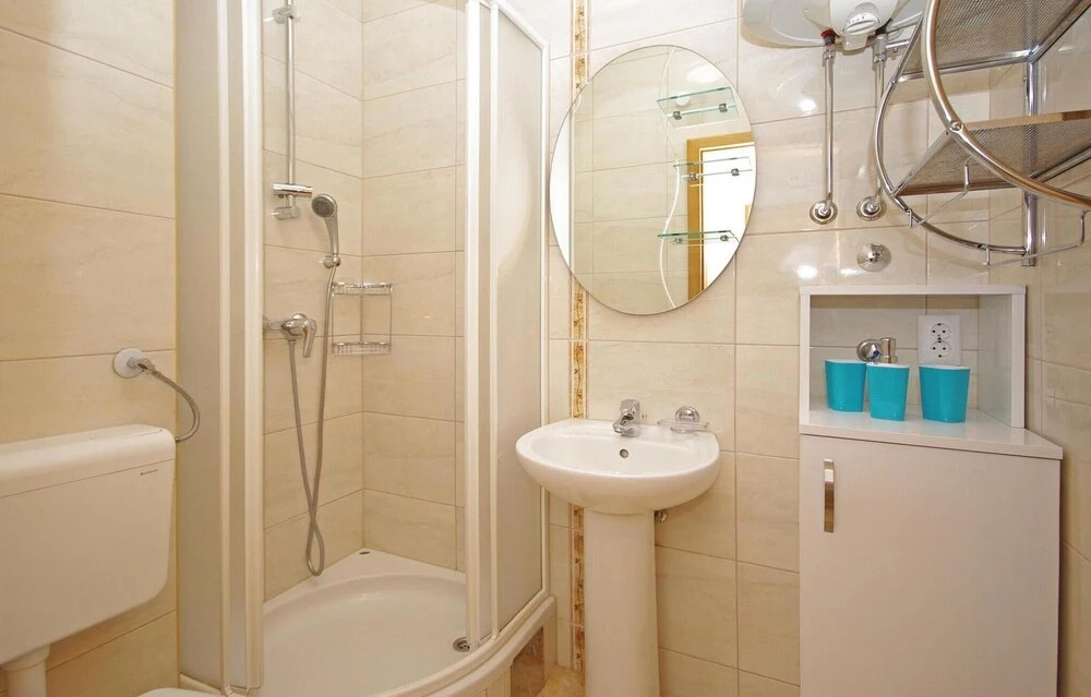 Amazing Home In Makarska