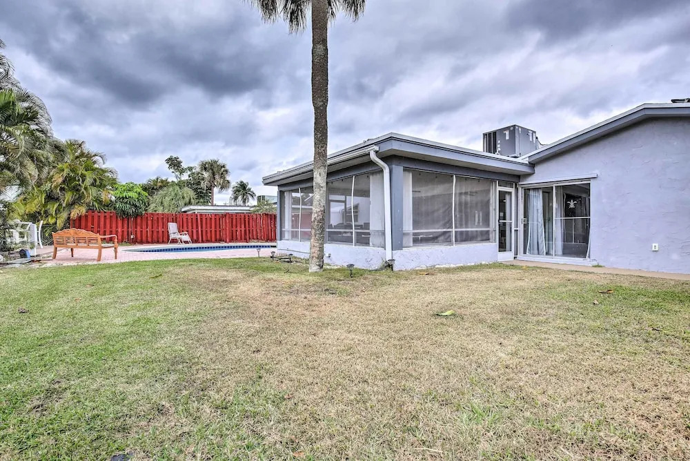 Private Pool & Dock: Coconut Creek Home