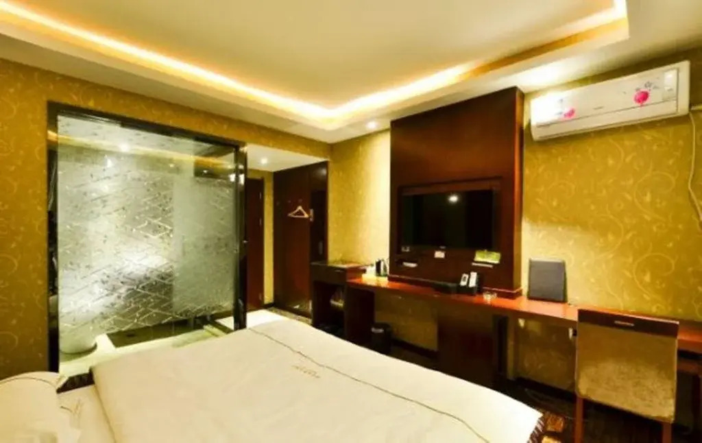 Yiwu Feinidi Inn
