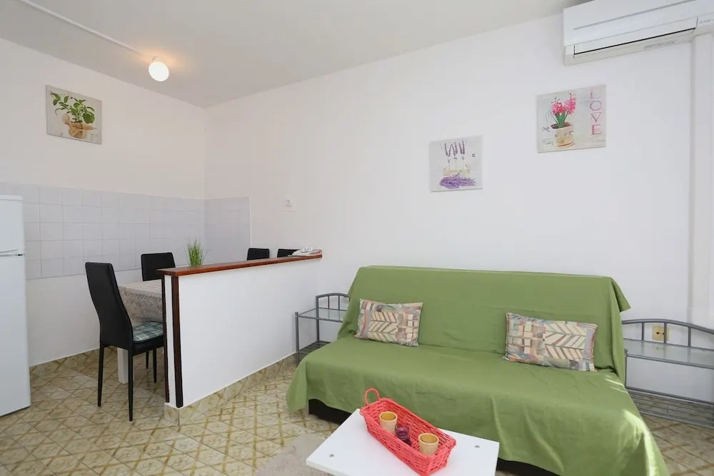 Apartment Riva Rabac / One Bedroom A1