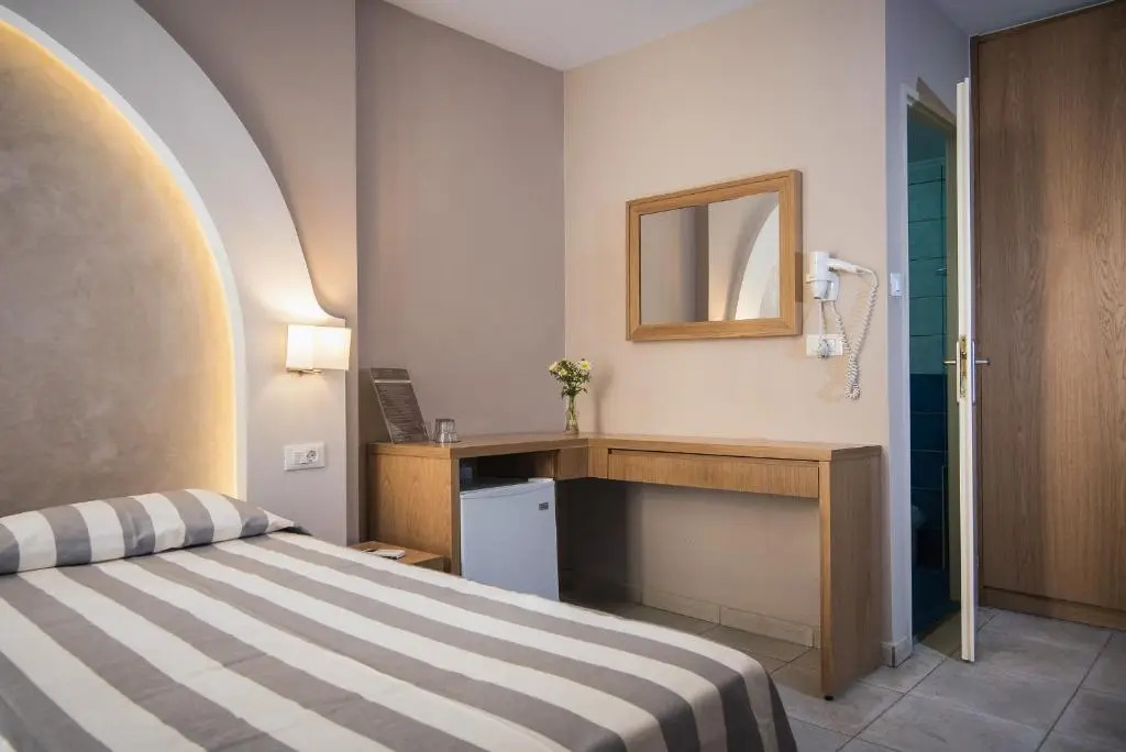 Morfeas Hotel