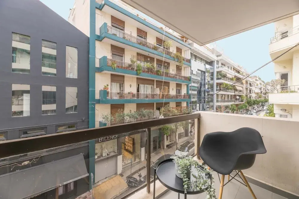 Elegant 2BR Apartment in Kolonaki