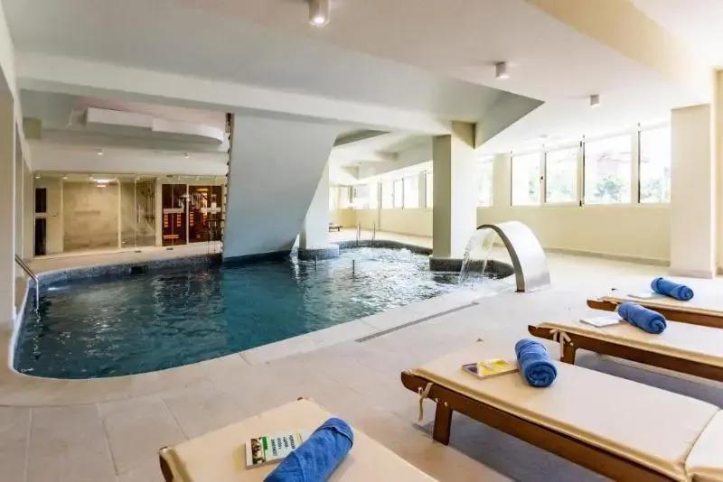 Hotel "Laguna"