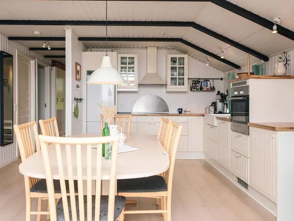 5 Person Holiday Home in Blavand-by Traum
