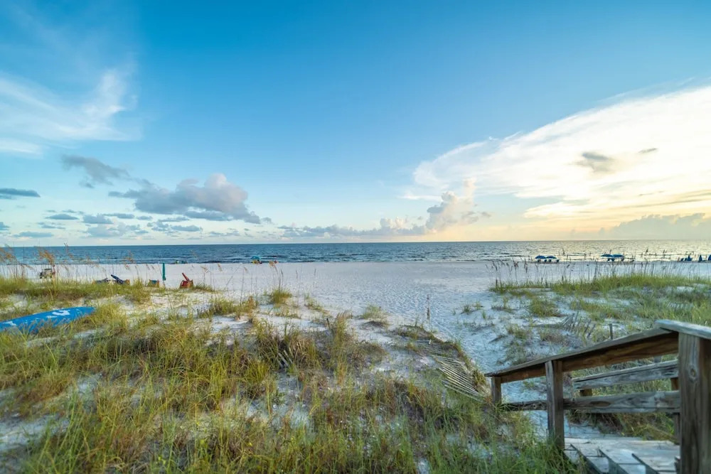 On the Beach - 2 Br townhouse by RedAwning