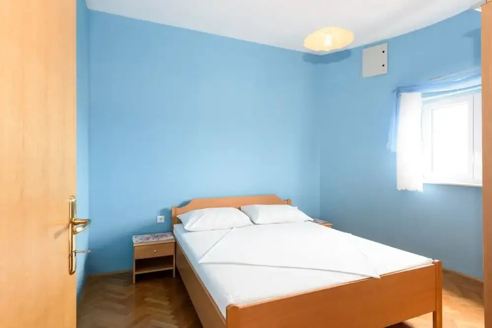 Vese - 100 m From Beach - A3
