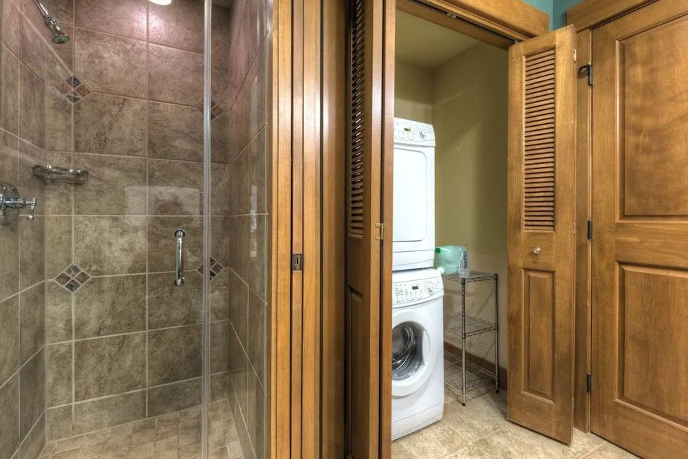 Lone Eagle #3042 - 3 Br Condo