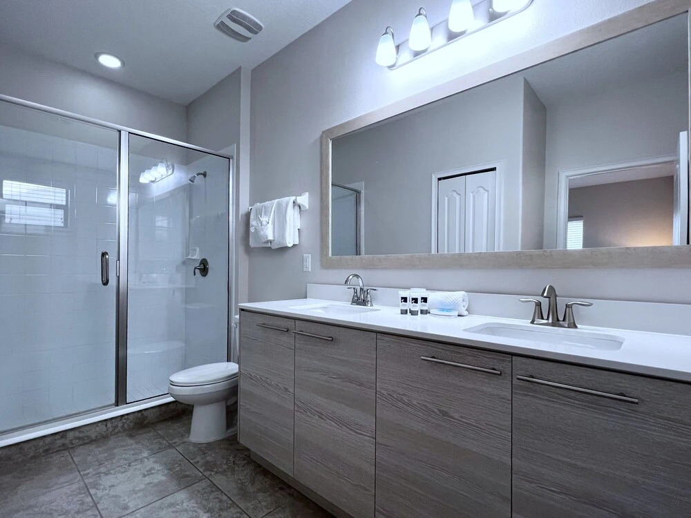 Balmoral Resort-205mcv 4 Bedroom Home by RedAwning