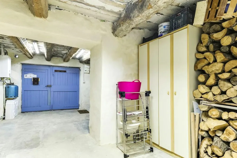 House With 2 Bedrooms in Malaucène, With Wonderful City View, Furnishe