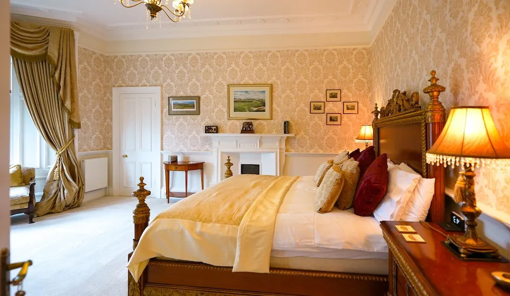 The Townhouse Ayr