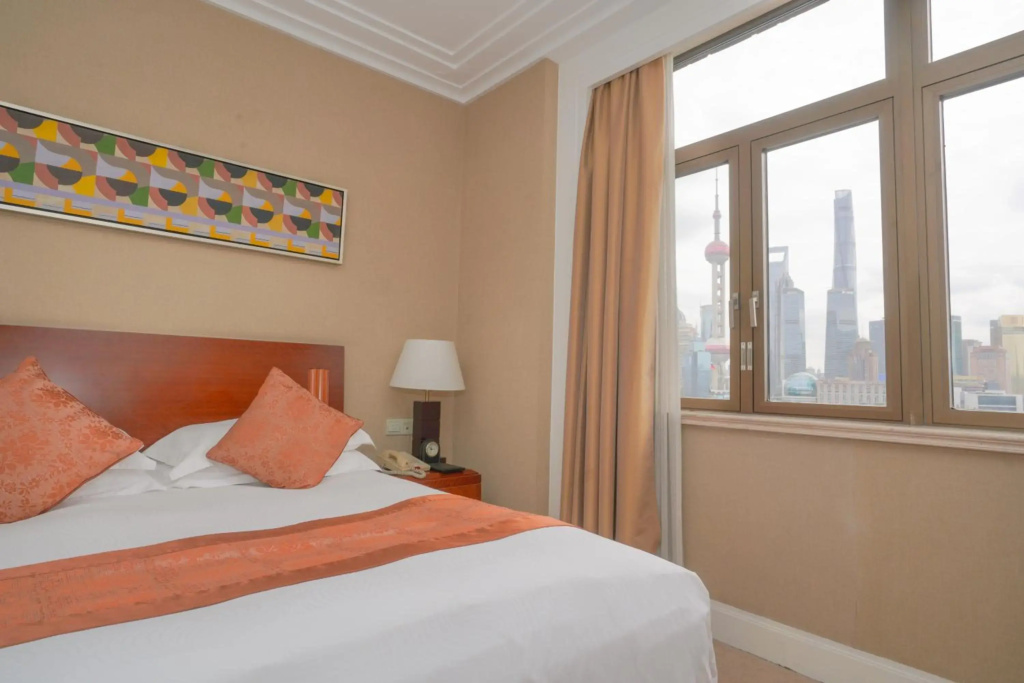 Отель Broadway Mansions Shanghai