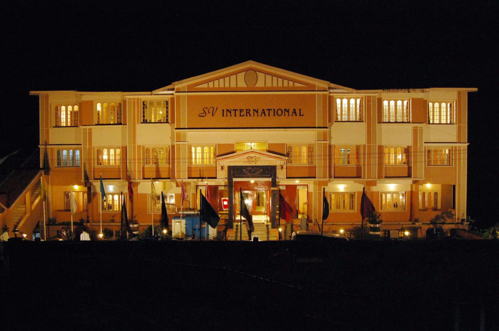 Hotel Vetrivel by Brown Tree