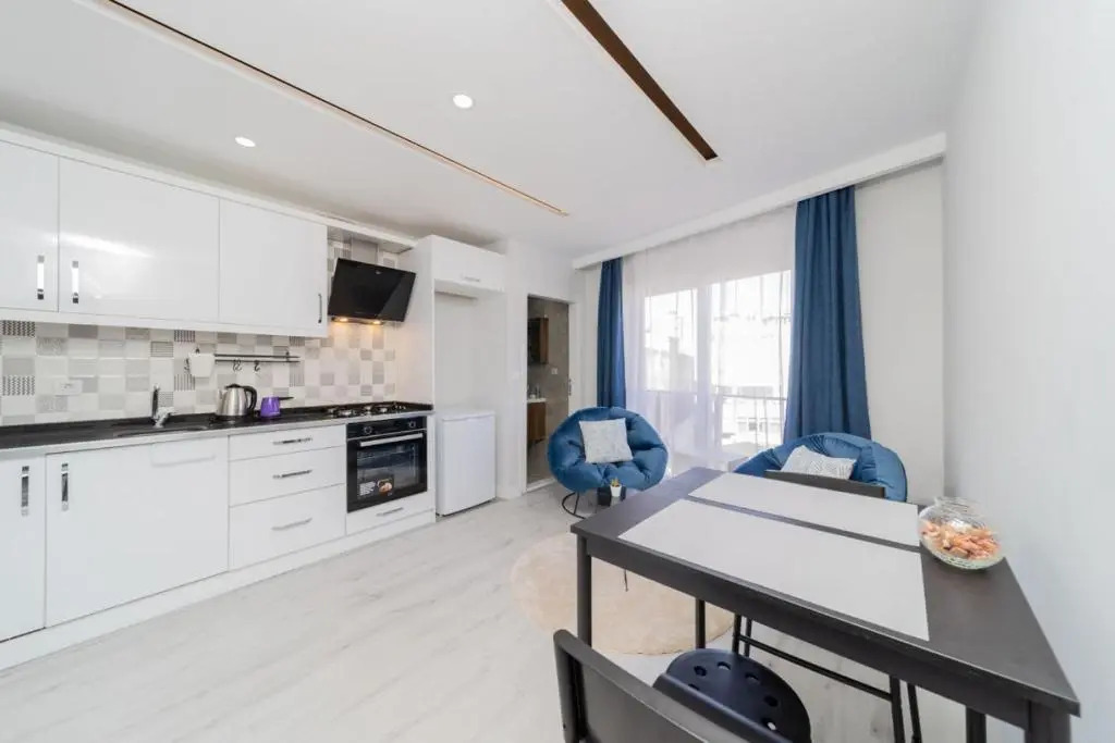 Comfy Home With Balcony in Muratpasa