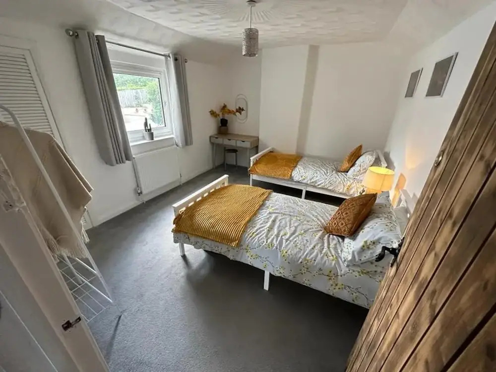 2 Bed-sleeps 4-sea View-pet Friendly-parking