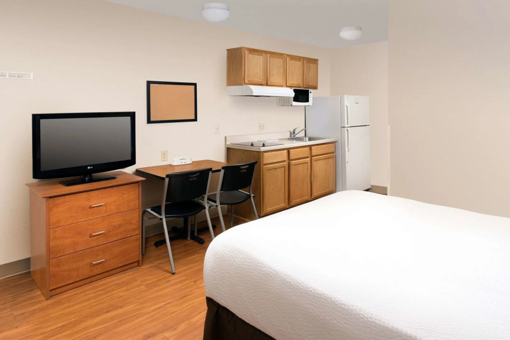 WoodSpring Suites Clarksville Ft. Campbell