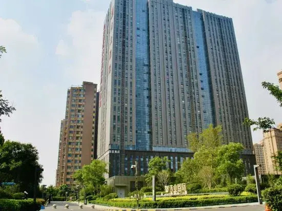 Homeinn Selected Hotel (Henan Science Museum Xianghu)
