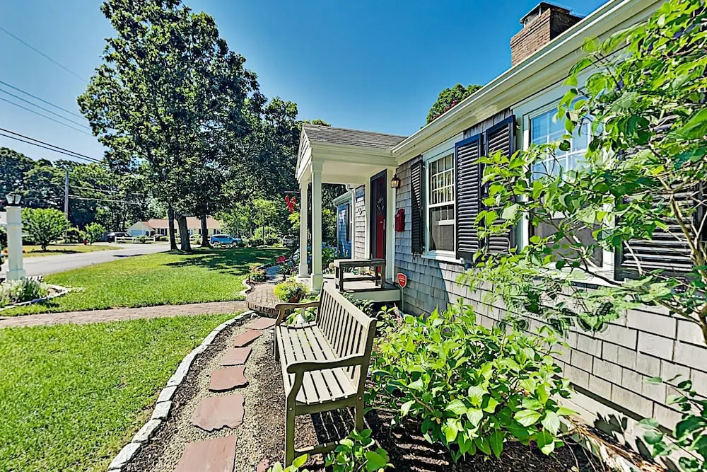 181 Chase St Home 3 Bedrooms 2 Bathrooms Home