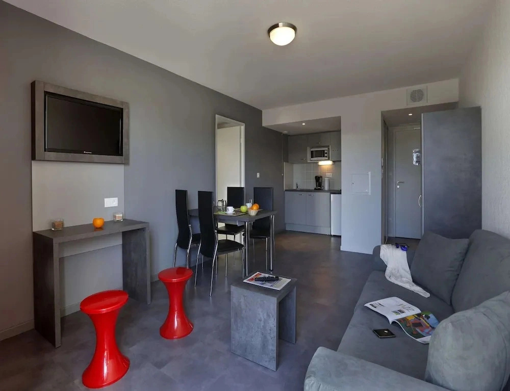 Urban Comfort Stay for 4 in Montpellier