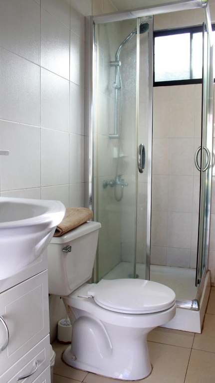 Inaki Uhi Hotel