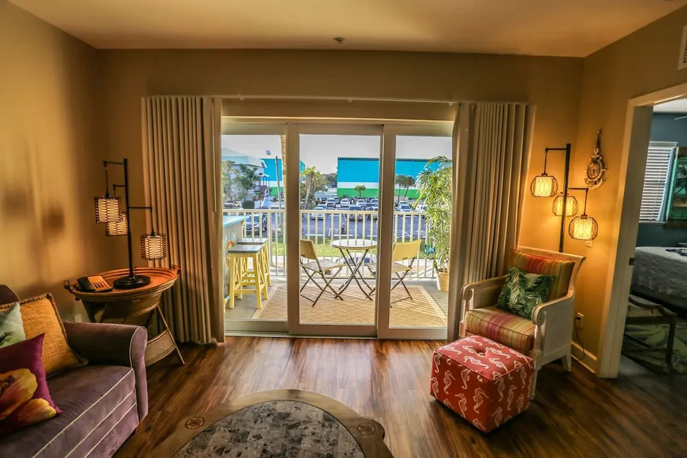 Harbor House 205