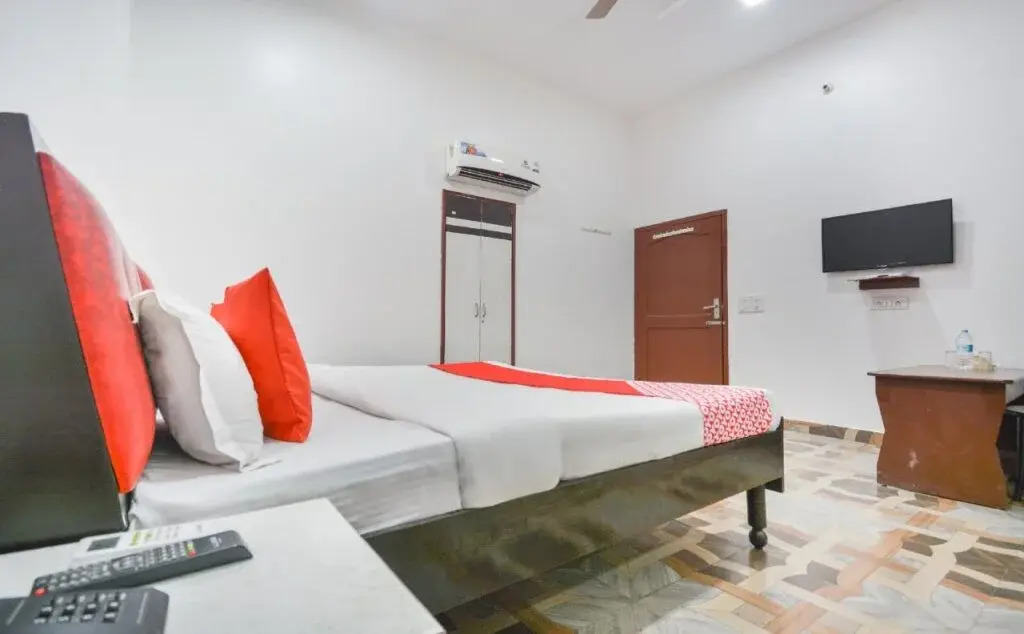 Hotel Dolphin