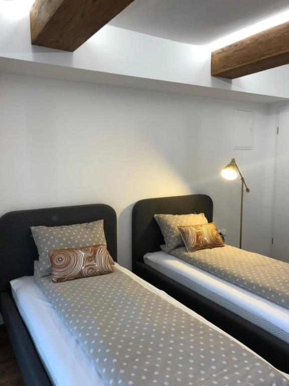Maximo Apartments