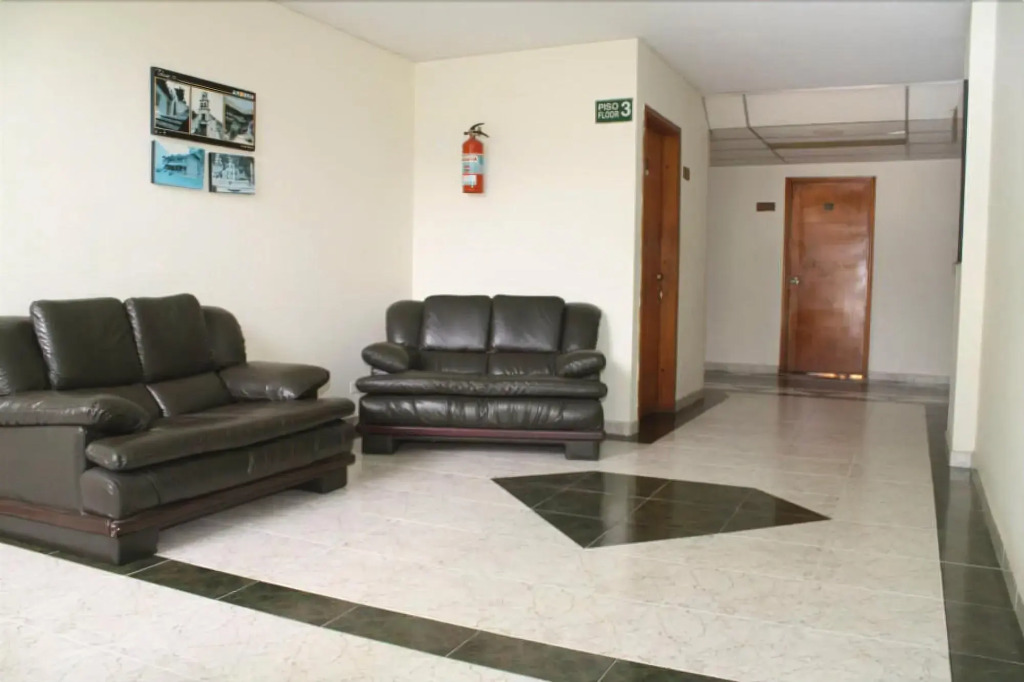 Hotel el Diamante Melgar