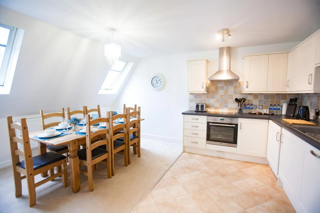 Hamilton Grace, 1, 2 or 3 bed, Parking SN1