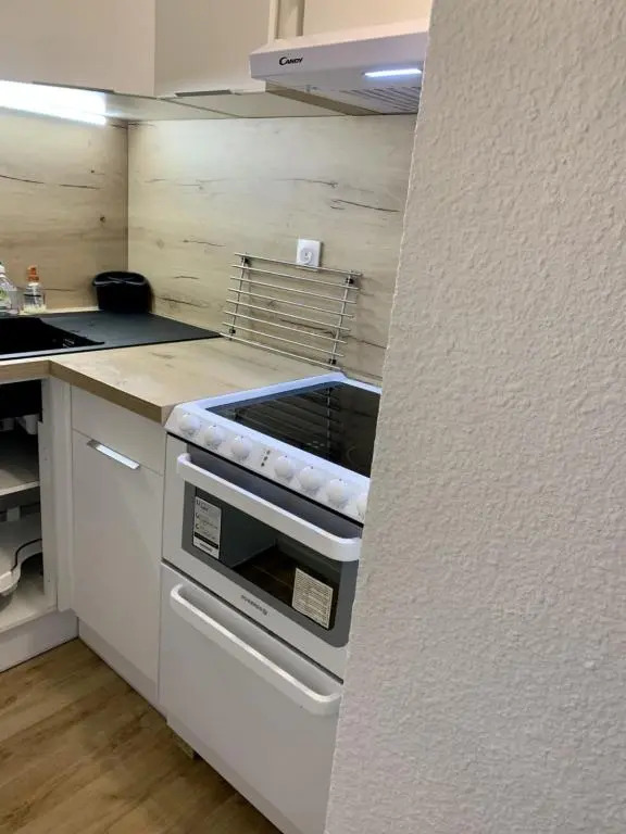 Beautiful apartment with BALCONY and GREAT view !
