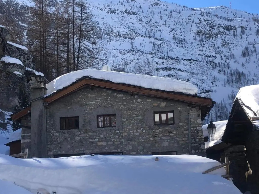 Chalet 1728 - la Reculaz - 2 Minutes From Val D'isere by Free Shuttle Bus