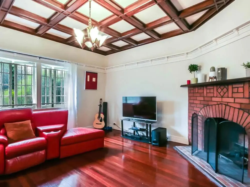Quiet 3 Bedroom House in Albion With Parking