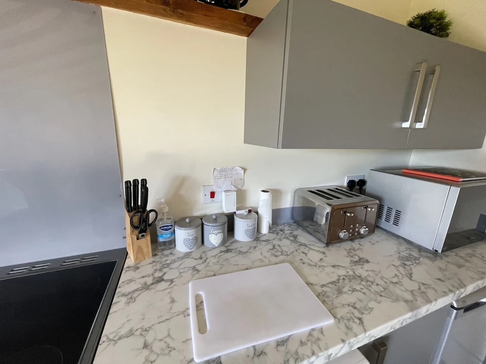 The Cow Shed - Sleeps 4, Parking & Pet Friendly