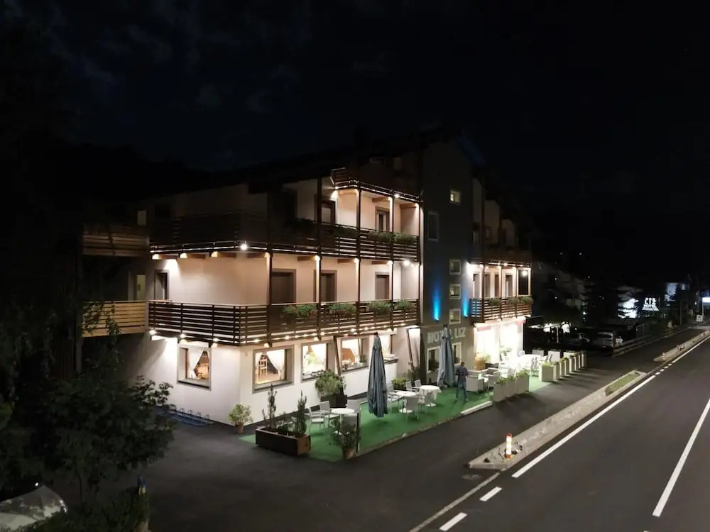 Liz Hotel & Apartments