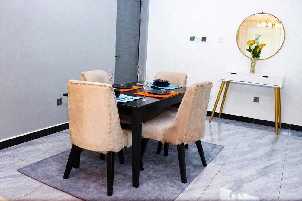 Lux Suites Staroot Apartments Kilimani