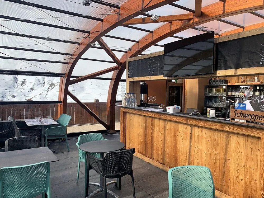 LIsatis Chalet Hotel
