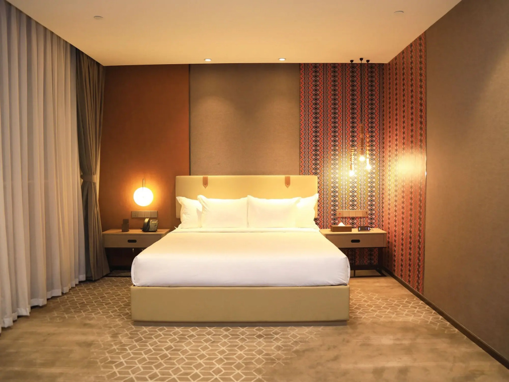 Отель Skylight In-Terminal Hotel