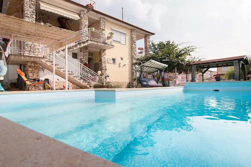 Apartments Nada