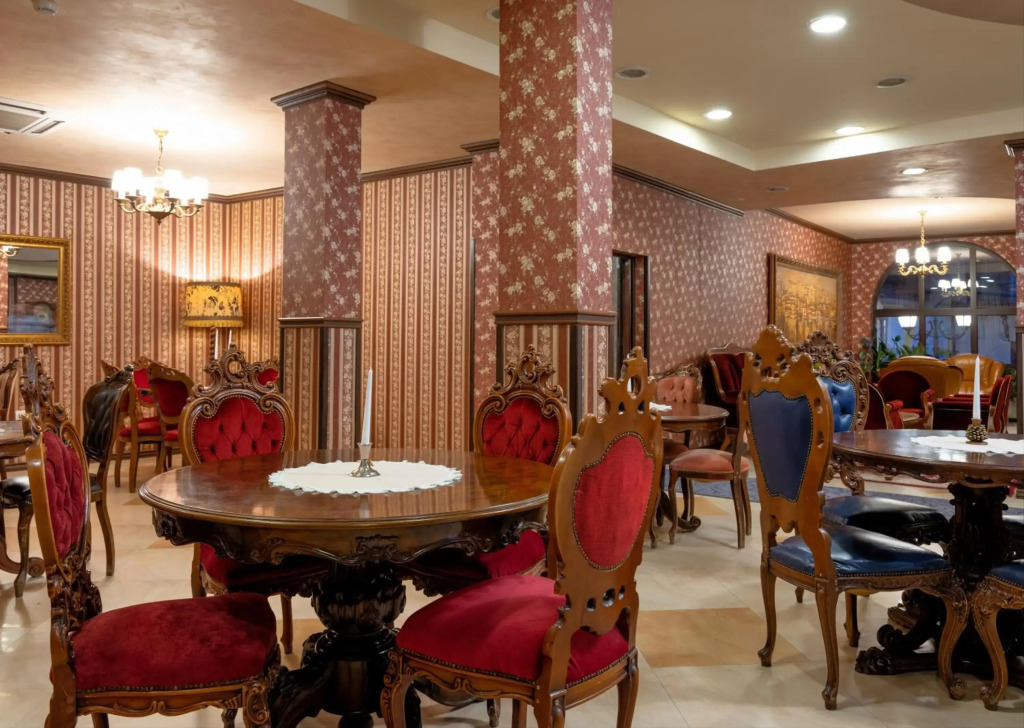 Real Hotel