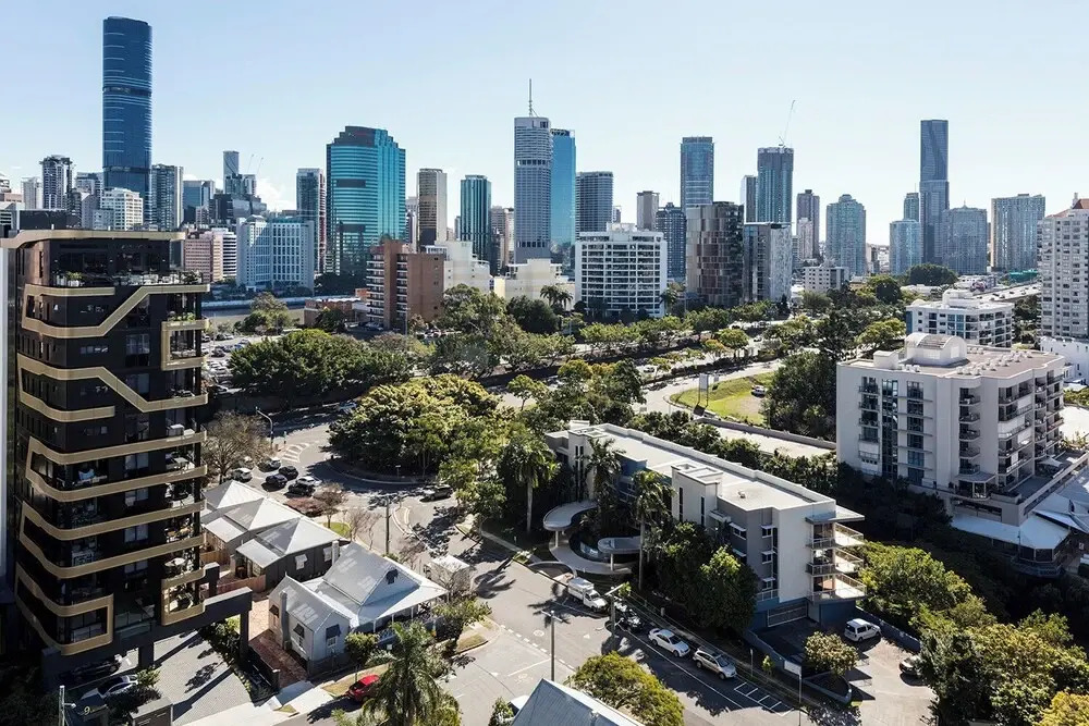 Kangaroo Point Apartment by Urban Rest