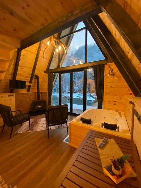 Maysa Suit Bungalov