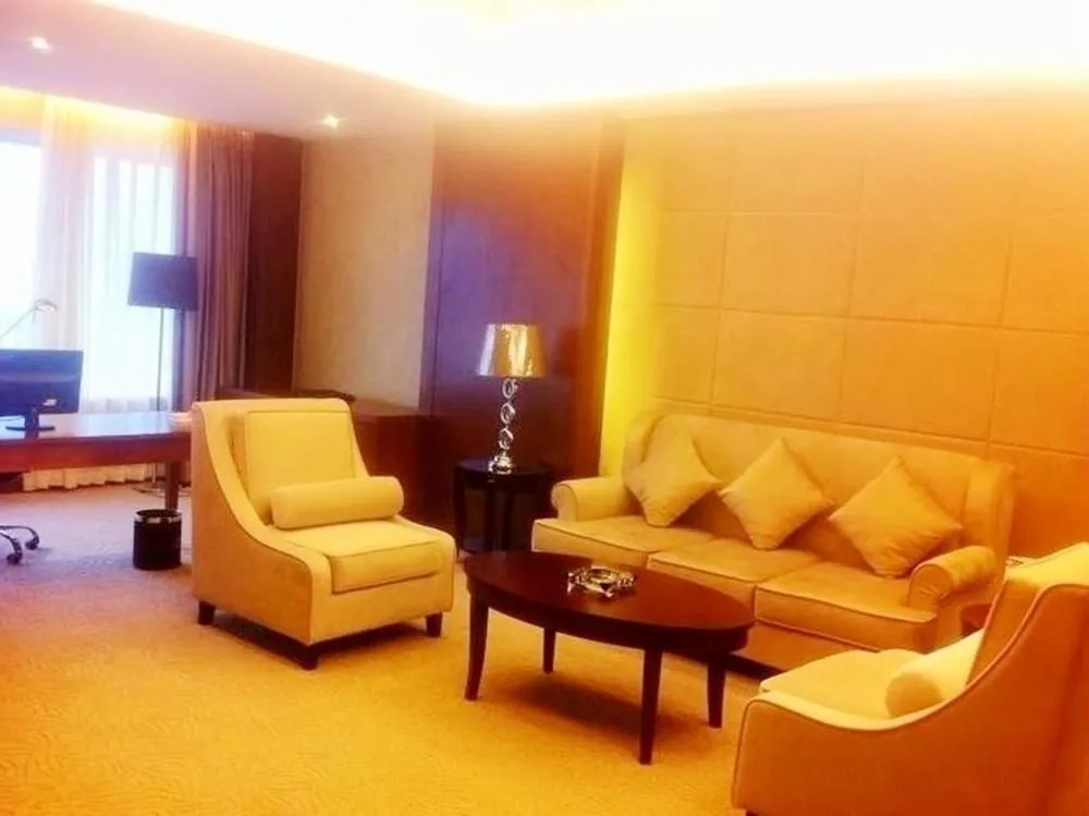 Kaixing Holiday Hotel