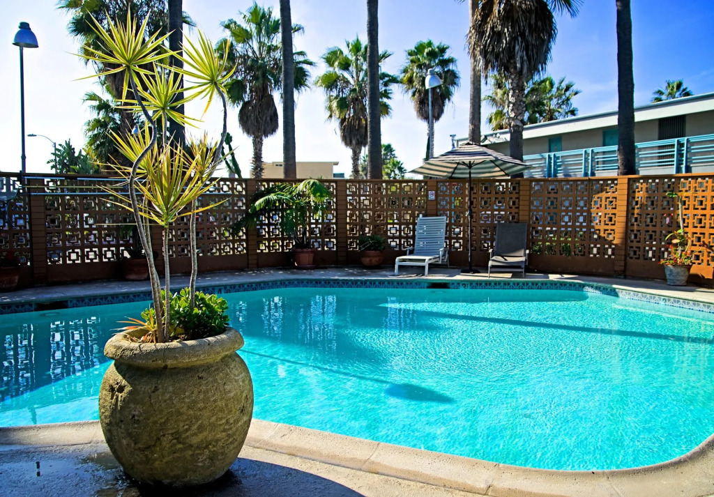 Ocean Villa Inn