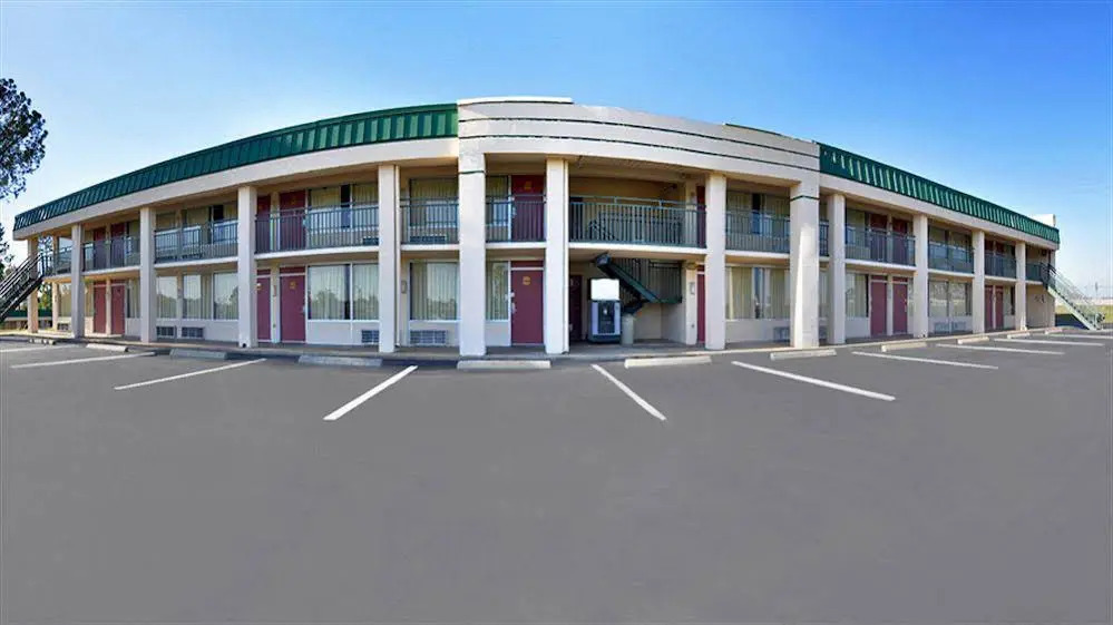 Days Inn Ashburn